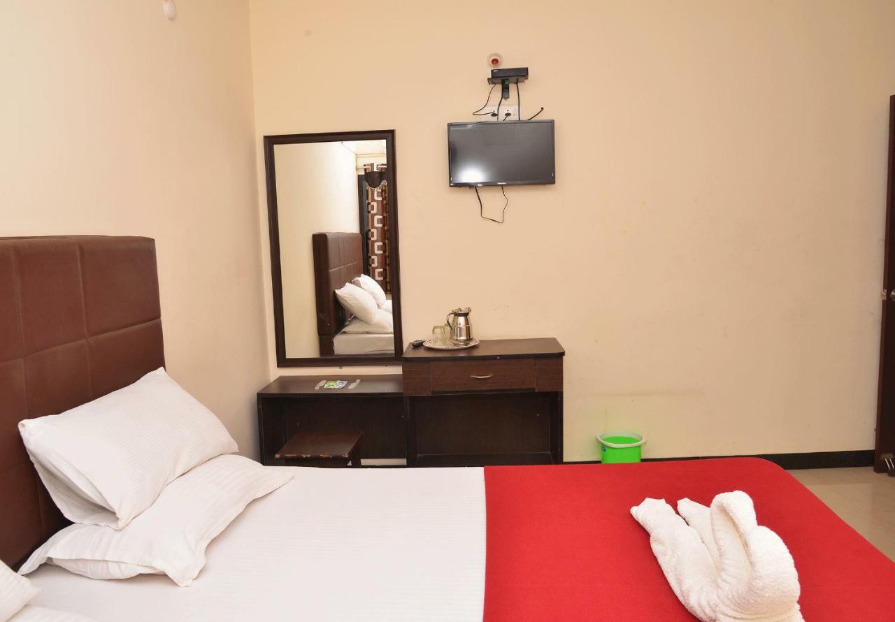 Hôtel Krish Residency à Madurai Extérieur photo
