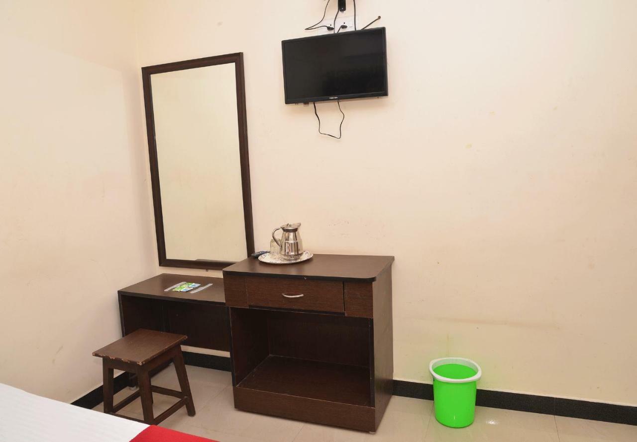 Hôtel Krish Residency à Madurai Extérieur photo
