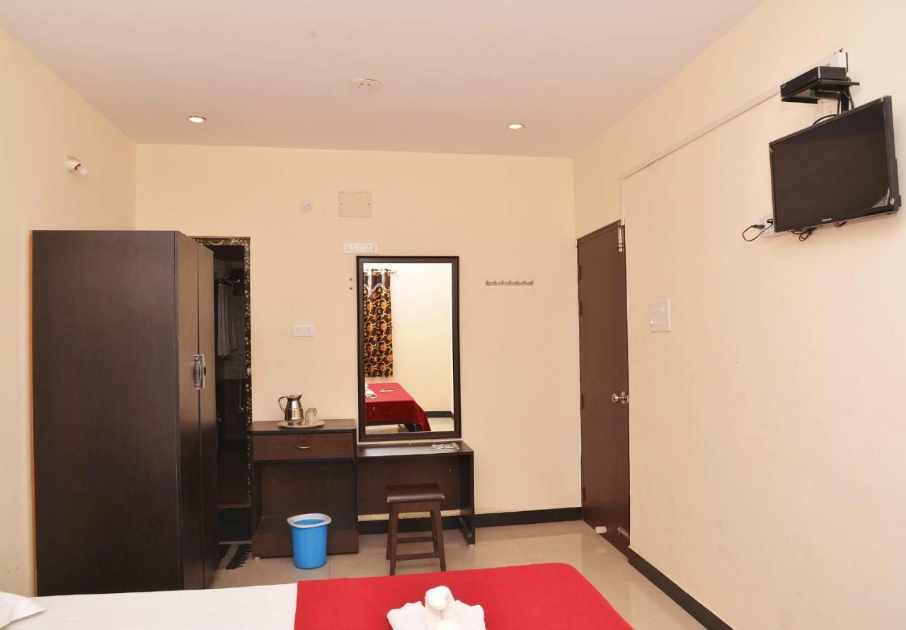 Hôtel Krish Residency à Madurai Extérieur photo